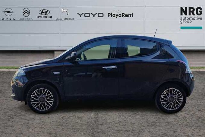 Lancia Ypsilon 3ª serie 1.0 FireFly 5 porte S&S Hybrid Ecochic Silver