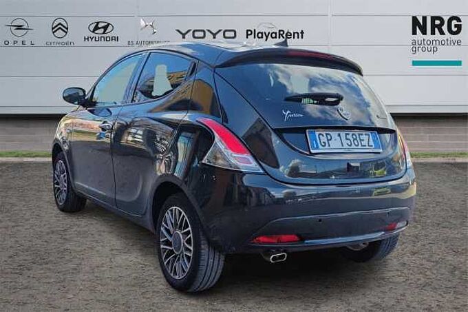 Lancia Ypsilon 3ª serie 1.0 FireFly 5 porte S&S Hybrid Ecochic Silver