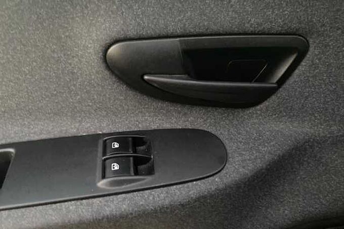 Lancia Ypsilon 3ª serie 1.0 FireFly 5 porte S&S Hybrid Ecochic Silver *4 posti*