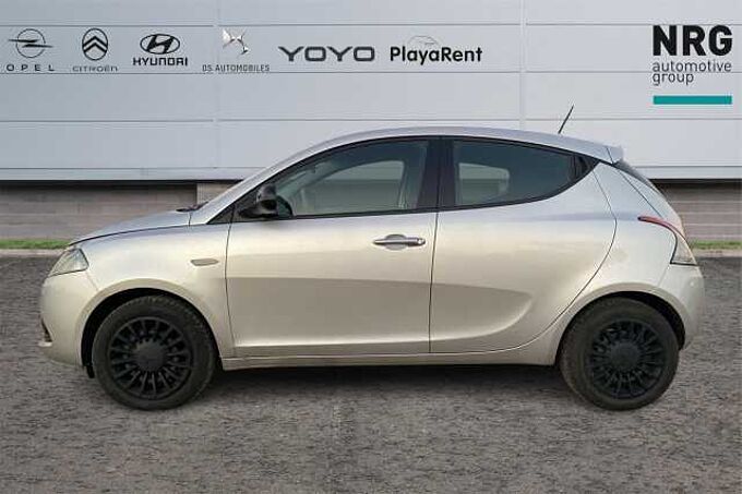 Lancia Ypsilon 3ª serie 1.0 FireFly 5 porte S&S Hybrid Ecochic Silver *4 posti*