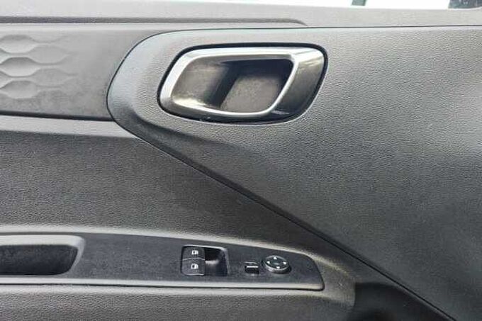 Hyundai i10 3ª serie 1.0 MPI AT Connectline