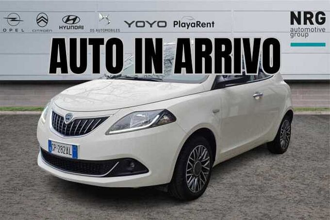 Lancia Ypsilon 3ª serie 1.0 FireFly 5 porte S&S Hybrid Ecochic Silver