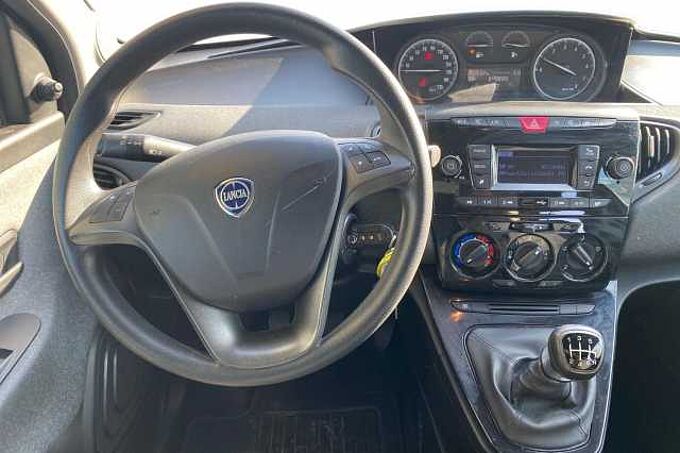 Lancia Ypsilon 3ª serie 1.0 FireFly 5 porte S&S Hybrid Silver