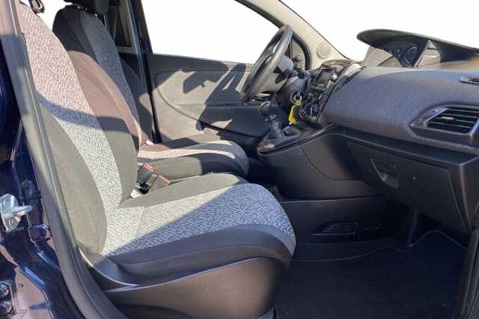 Lancia Ypsilon 3ª serie 1.0 FireFly 5 porte S&S Hybrid Silver