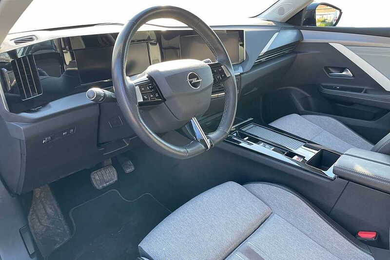 Opel Astra 6ª serie 1.6 Plug-in Hybrid 180 CV AT8 Elegance