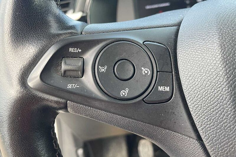 Opel Corsa 6ª serie 1.5 D 100 CV Blitz Edition