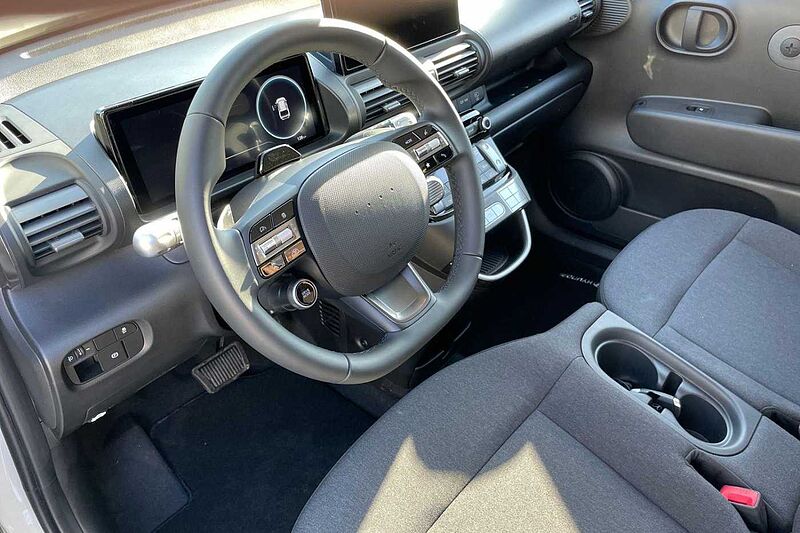 Hyundai Inster 49 kWh XTech + Login Pack