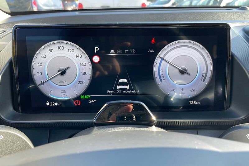 Hyundai Inster 49 kWh XTech + Login Pack