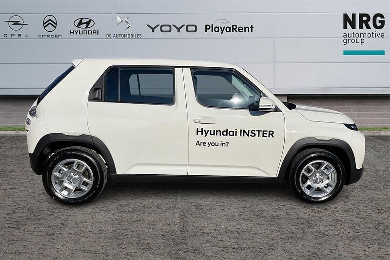 Hyundai Inster 49 kWh XTech + Login Pack
