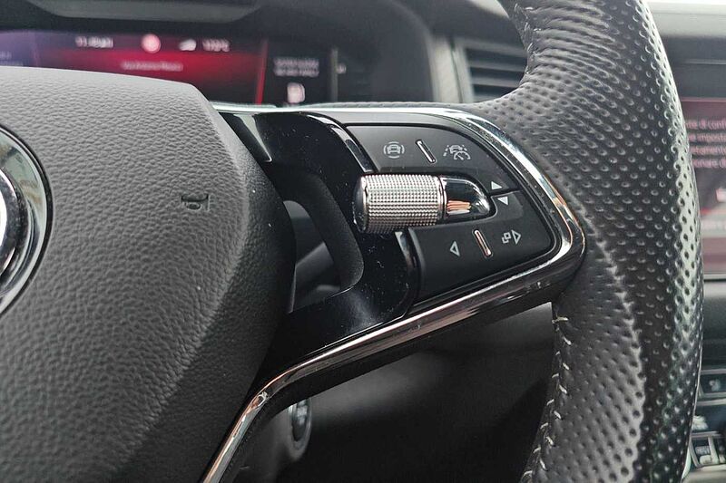 SKODA Kodiaq 1ª serie 2.0 TDI EVO SCR 200 CV 4x4 DSG SportLine