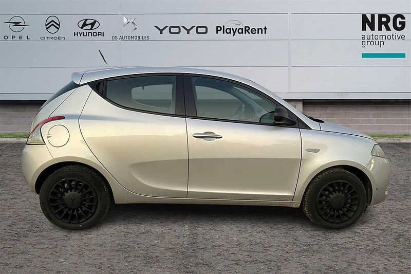 Lancia Ypsilon 3ª serie 1.0 FireFly 5 porte S&S Hybrid Ecochic Silver *4 posti*