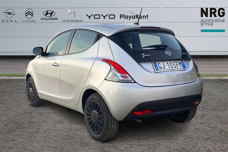 Lancia Ypsilon 3ª serie 1.0 FireFly 5 porte S&S Hybrid Ecochic Silver *4 posti*