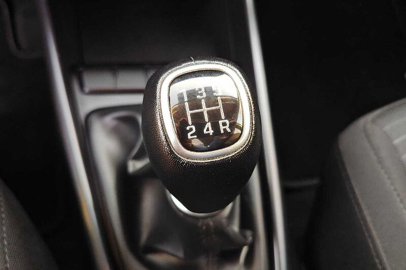 Hyundai i20 3ª serie 1.2 MPI MT Connectline