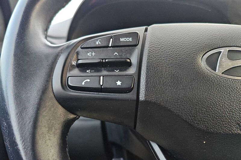 Hyundai i10 3ª serie 1.0 MPI AT Connectline