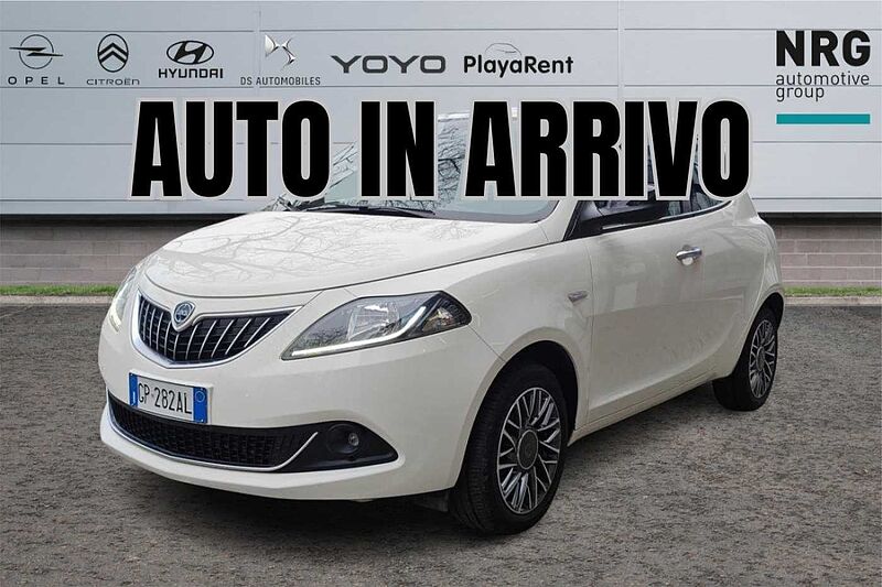 Lancia Ypsilon 3&ordf; serie 1.0 FireFly 5 porte S&S Hybrid Ecochic Silver