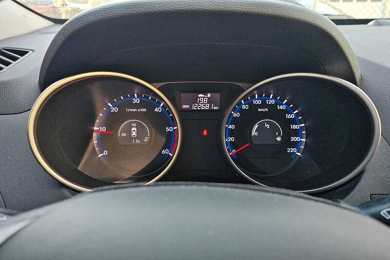 Hyundai ix35 1.7 CRDi 2WD Xpossible