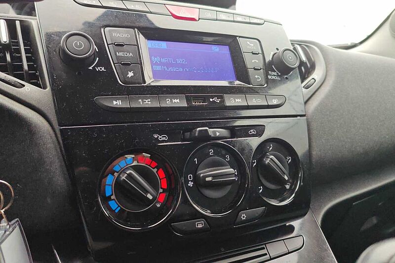 Lancia Ypsilon 3&ordf; serie 1.0 FireFly 5 porte S&S Hybrid Silver