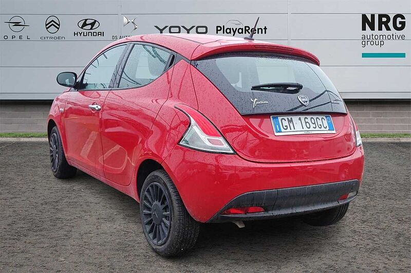 Lancia Ypsilon 3&ordf; serie 1.0 FireFly 5 porte S&S Hybrid Silver