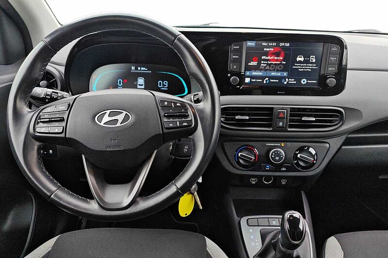 Hyundai i10 3&ordf; serie 1.0 MPI AT Tech