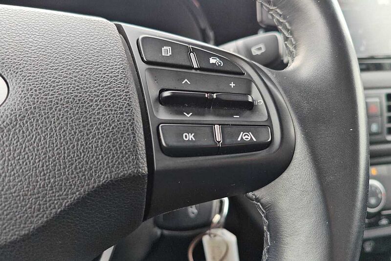 Hyundai i10 3&ordf; serie 1.0 MPI AT Tech