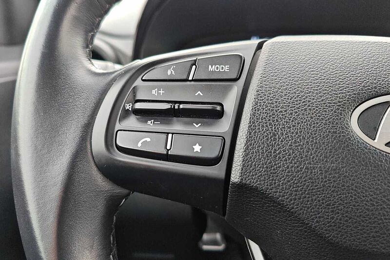 Hyundai i10 3&ordf; serie 1.0 MPI AT Tech