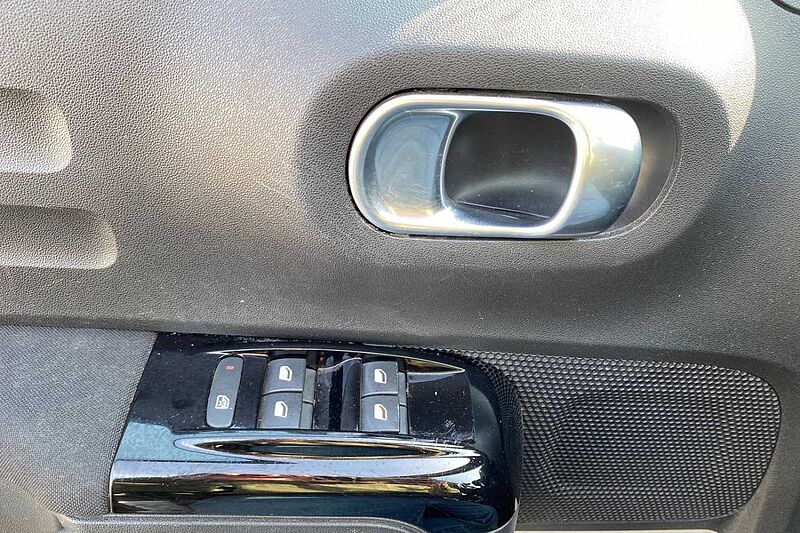 Citroen C3 3&ordf; serie PureTech 83 S&S Shine