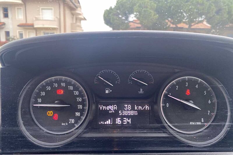 Lancia Ypsilon 3&ordf; serie 1.2 69 CV 5 porte GPL Ecochic Silver