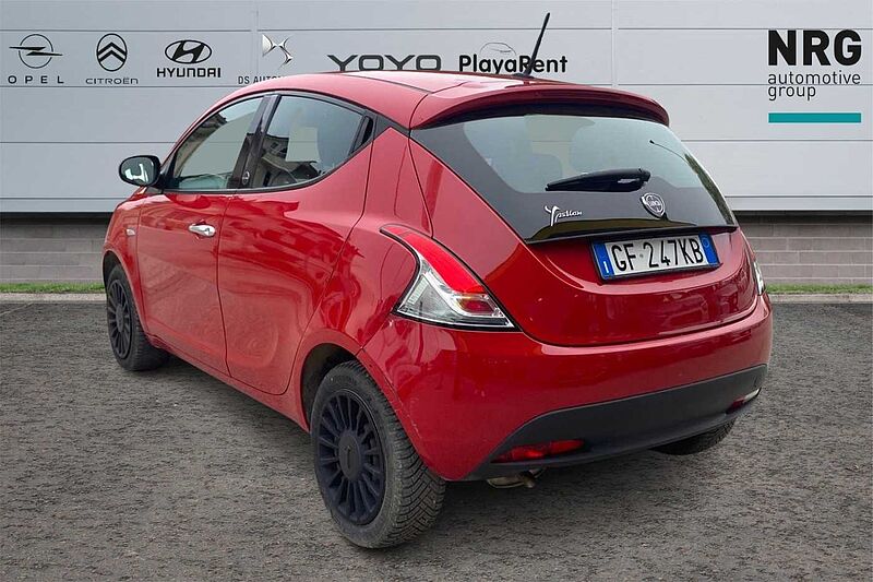 Lancia Ypsilon 3&ordf; serie 1.2 69 CV 5 porte GPL Ecochic Silver