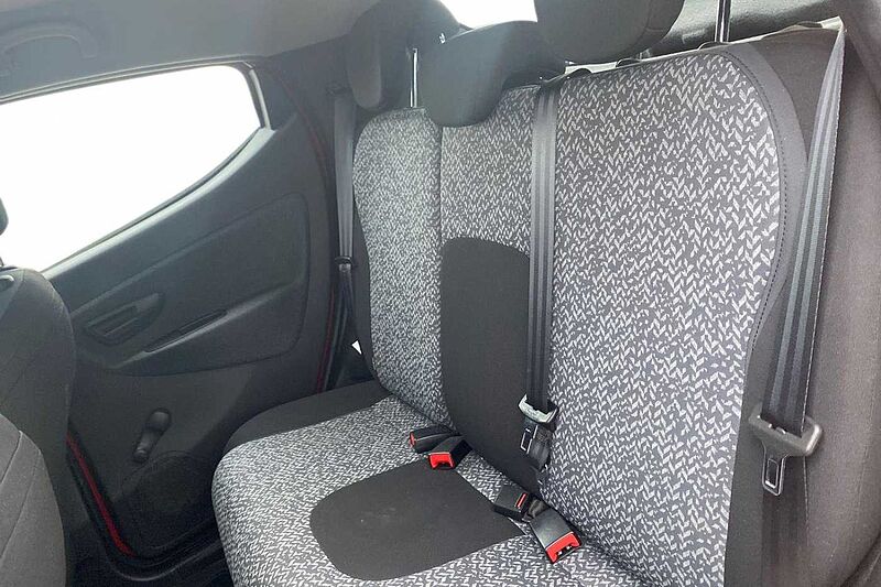 Lancia Ypsilon 3&ordf; serie 1.2 69 CV 5 porte GPL Ecochic Silver