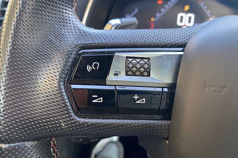 DS 7 DS 7 Crossback BlueHDi 130 aut. Performance Line+