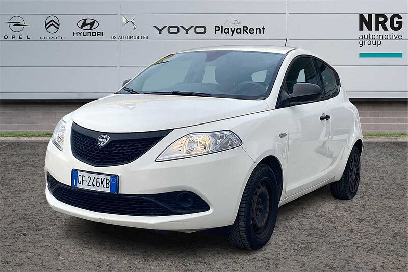 Lancia Ypsilon 3&ordf; serie 1.0 FireFly 5 porte S&S Hybrid Ecochic Silver