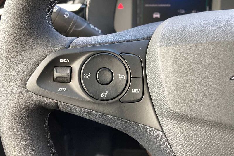Opel CORSA-E YES