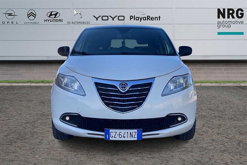 Lancia Ypsilon 3&ordf; serie 1.2 69 CV 5 porte  - GOLD Ecochic GPL nuovo - Bianco Tetto Nero - CONTO VENDITA