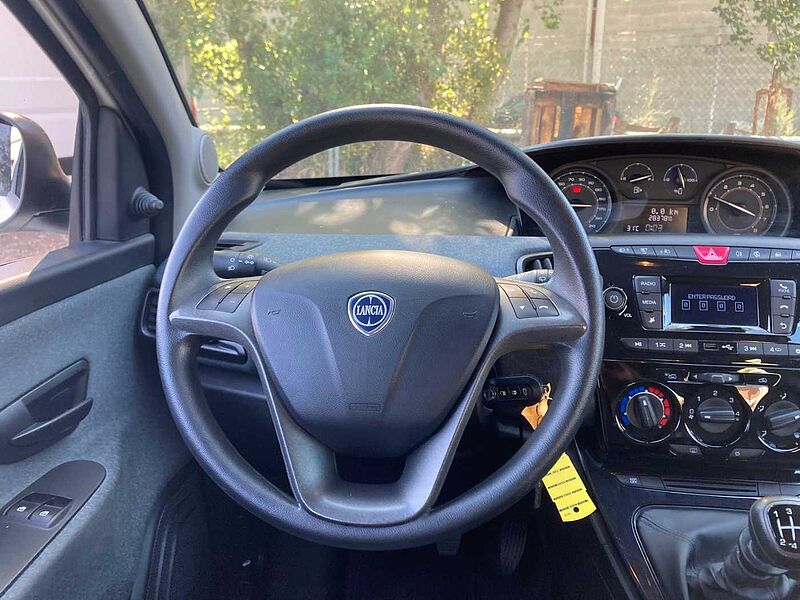 Lancia Ypsilon 3ª serie Promo Luglio 1.0 FireFly 5 porte S&S Hybrid Silver